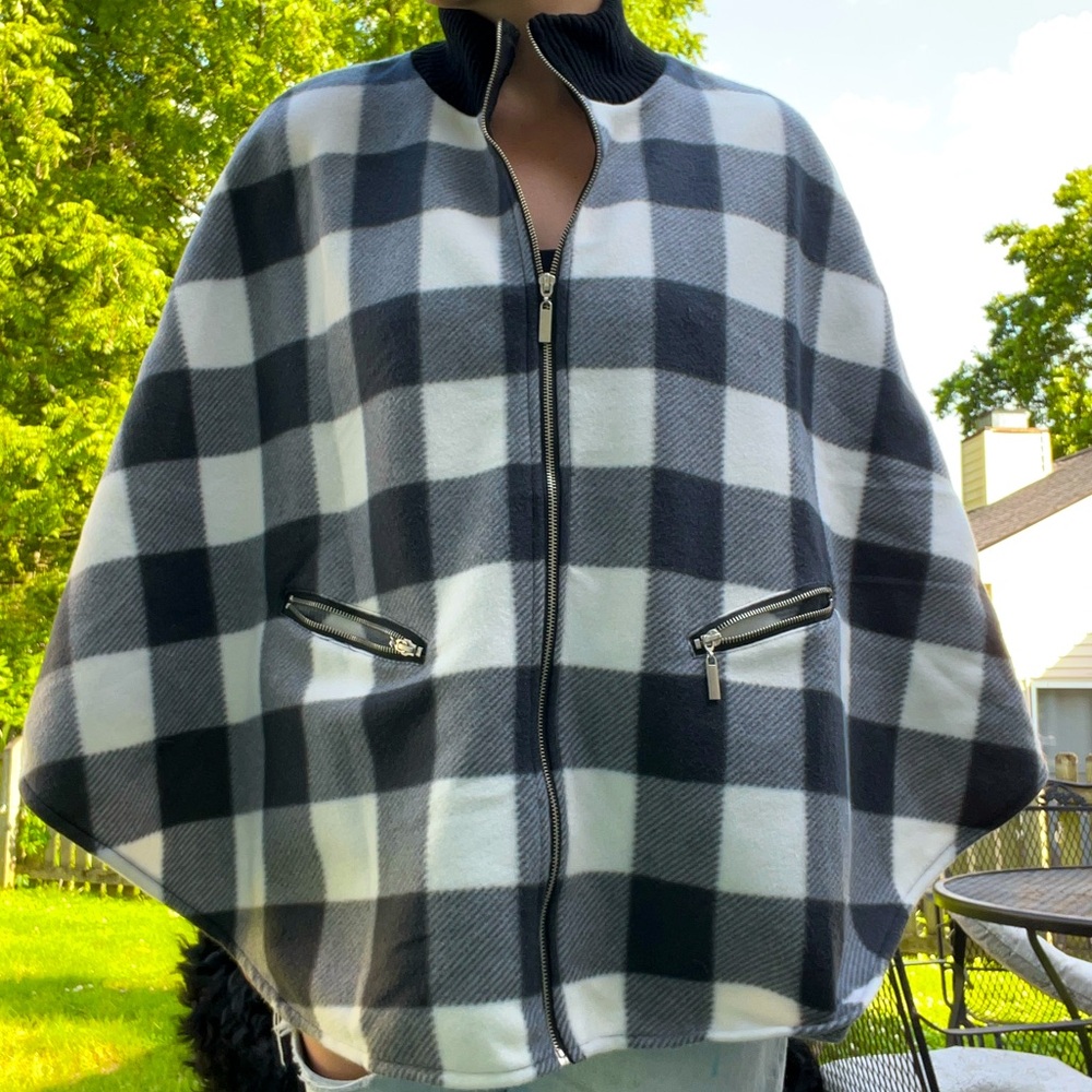 Lemoda Warm Black and White Gingham Cape